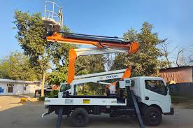 TRUCK MOUNTED MAN LIFT